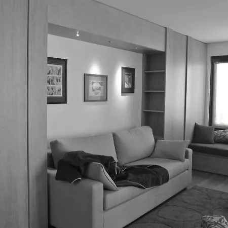 Les Alpes Apartament *